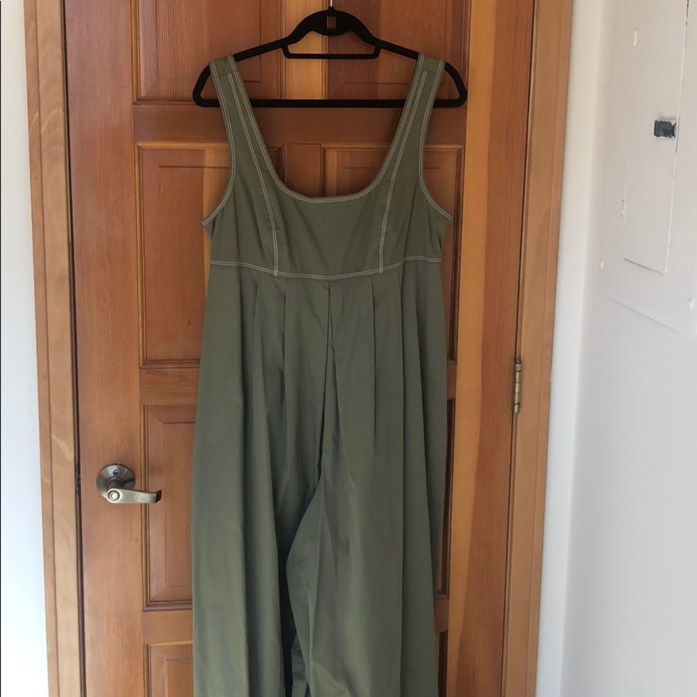 Wide leg pant jumpsuit